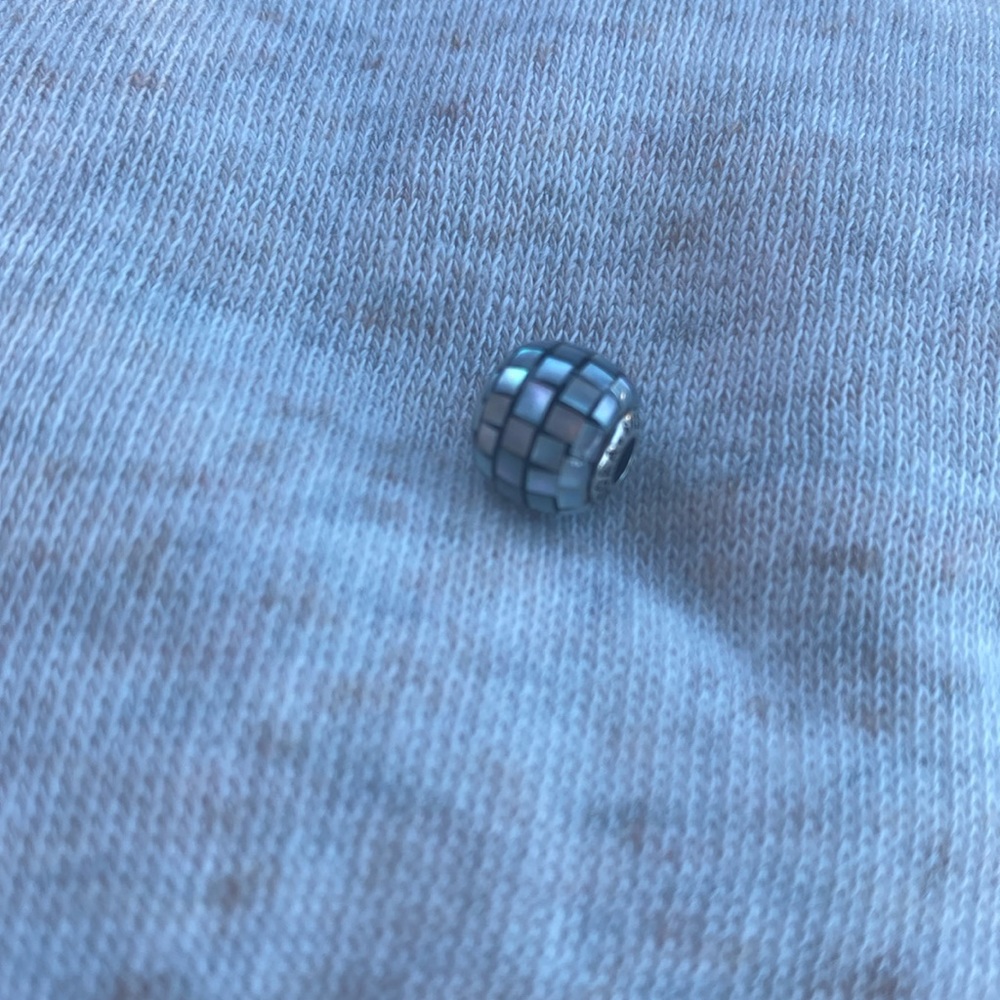 Pandora essence bead in balance